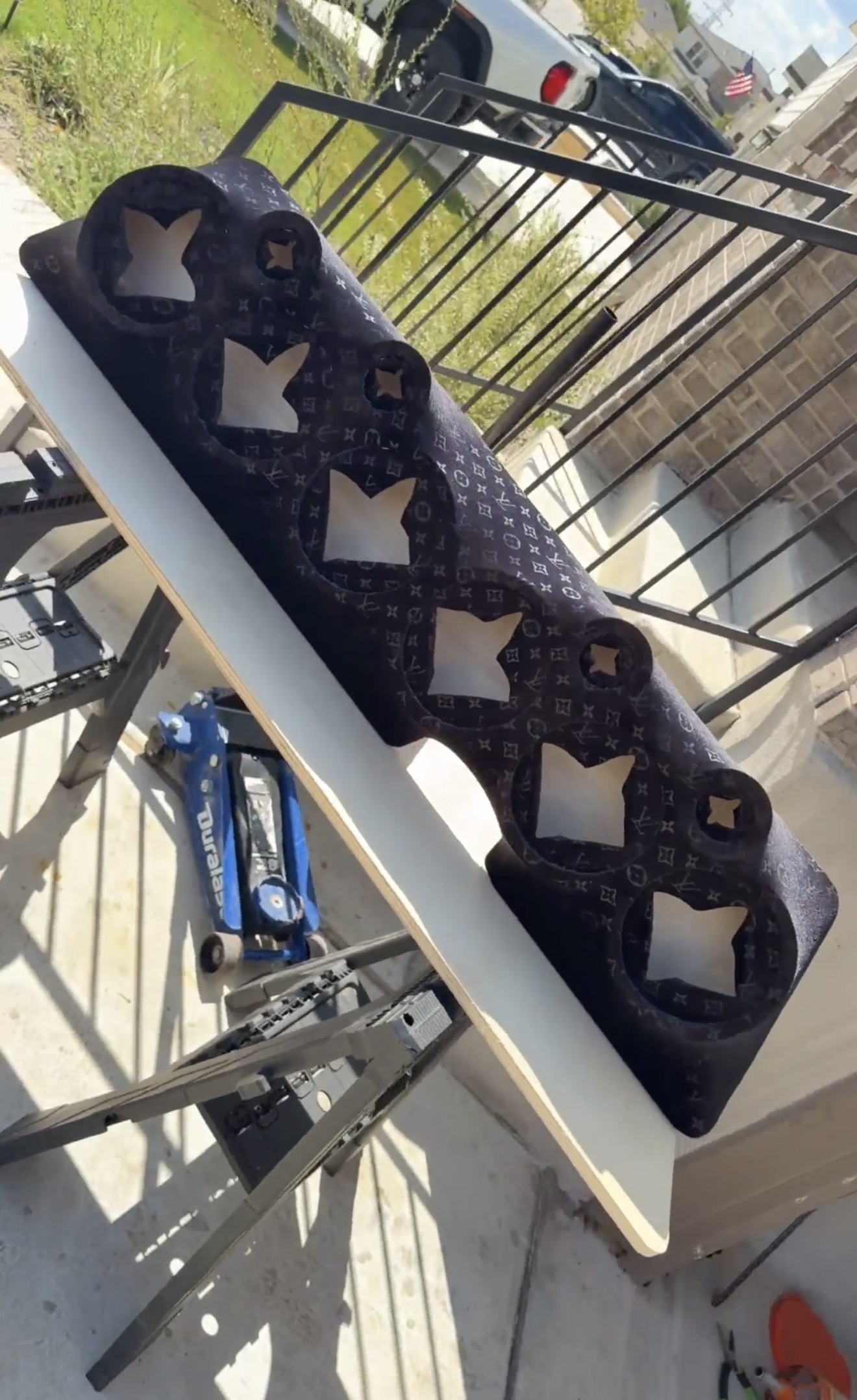 Black LV rack in progress